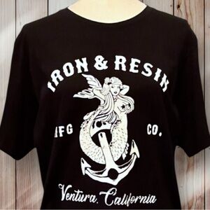Iron and Resin Iron & Resin Mermaid Black T-shirt White Graphics Medium EUC